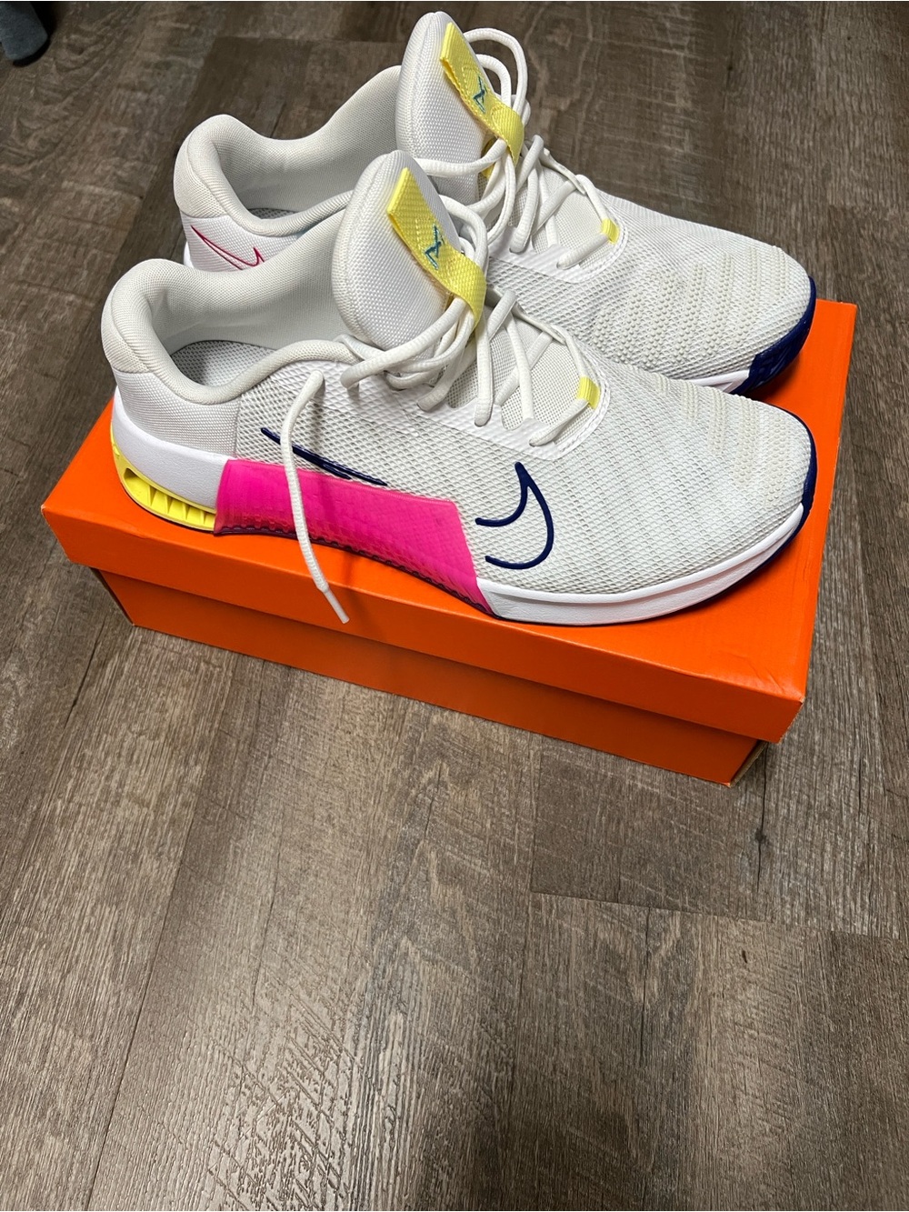 Nike Men’s Metcon 9 Size 12. Like new only worn twice.